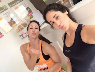 Melissa Loza y Spheffany Loza en bikini (Trome 29-07-2016) .