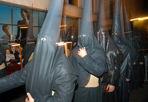 Los Hábitos de las Cofradías Gaditanas (I) Los Hábitos de las Cofradías Gaditanas (I)