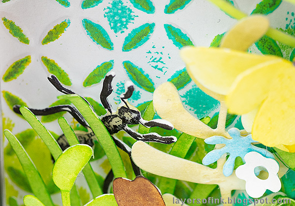 Layers of ink - Springtime Altered Tin Tutorial by Anna-Karin Evaldsson.