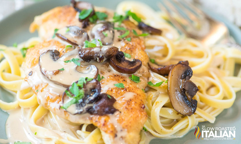 √ Creamy Chicken Marsala cooking zone