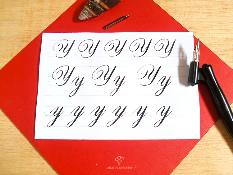 Caligrafía copperplate, ¿cómo escribir la letra "Y"? 