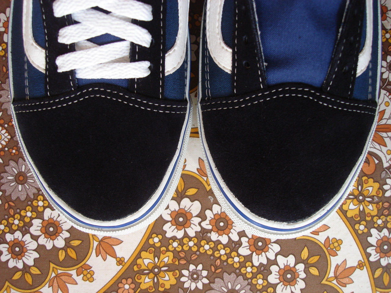 theothersideofthepillow vintage VANS navy suede canvas OLD SKOOL bmx