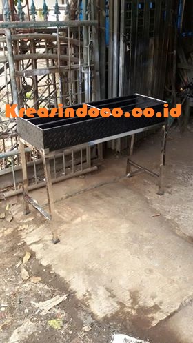Bakaran Ayam Bahan Stainless Steel  Buat Rumah Makan GGG di Bogor