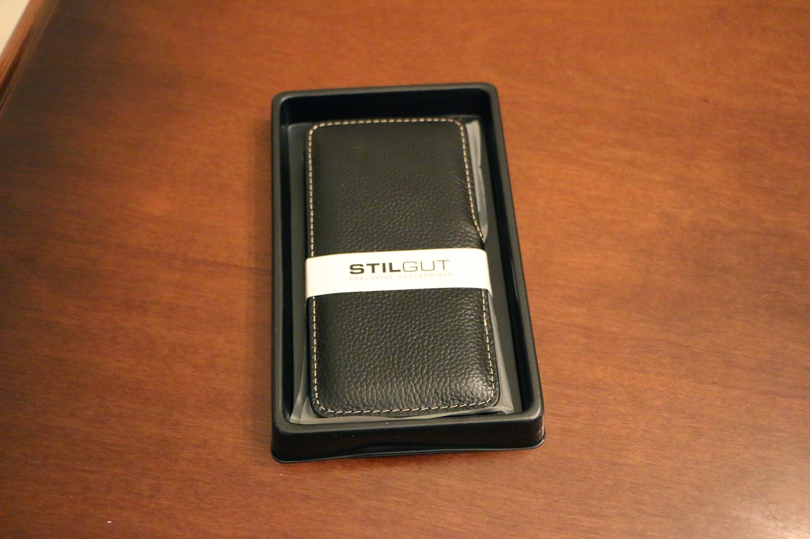 StilGut custodia Galaxy S6 modello Book Type nera dettaglio in pelle 2