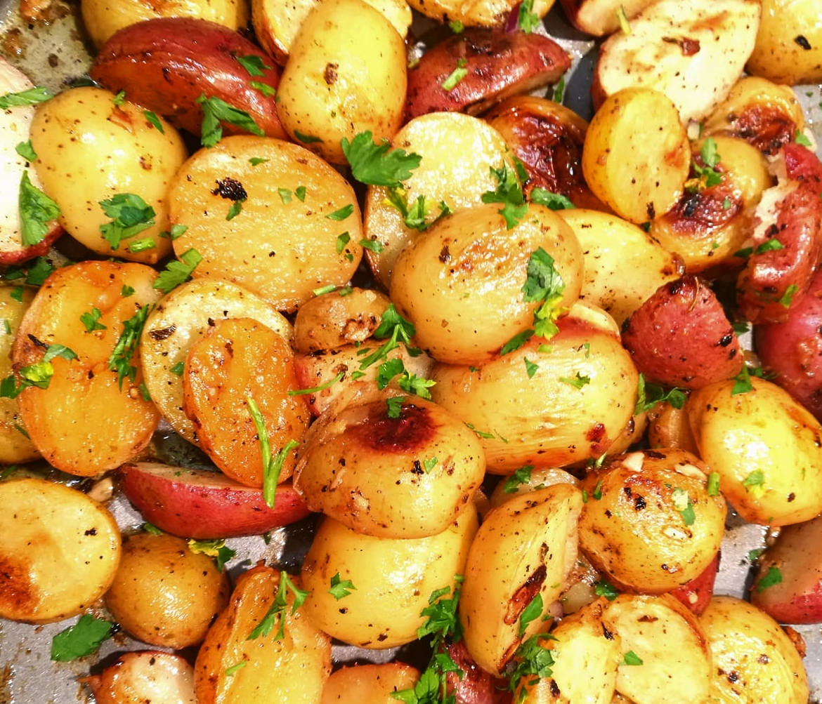 Garlic Roasted Potatoes