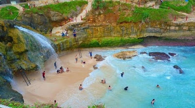 pantai banyu tibo pacitan pantai banyu tibo pacitan