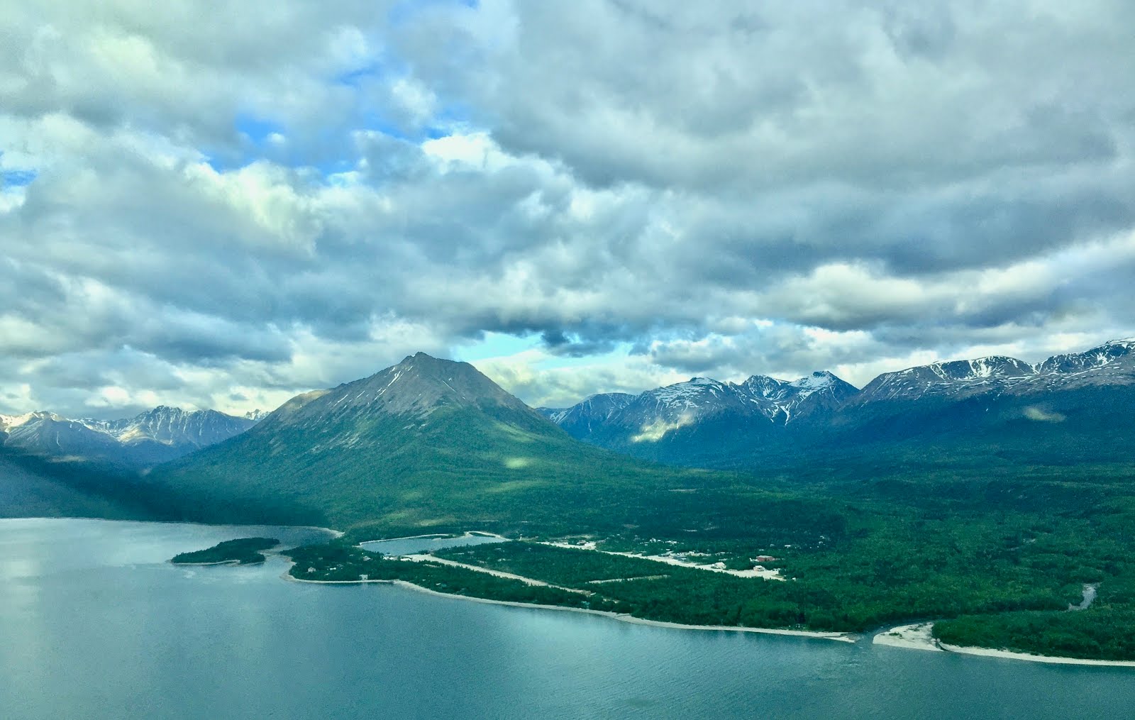 LAKE AND PEN AIR Unlocking Alaska Port Alsworth, Alaska Weather Cam
