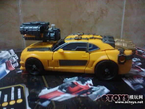 transformers dark of the moon bumblebee toy. The Transformers: Dark of the