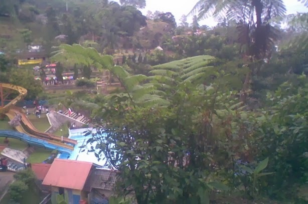 Pemandian Air Panas Batu Raden: Taman Kaloka Widya Mandala Baturaden