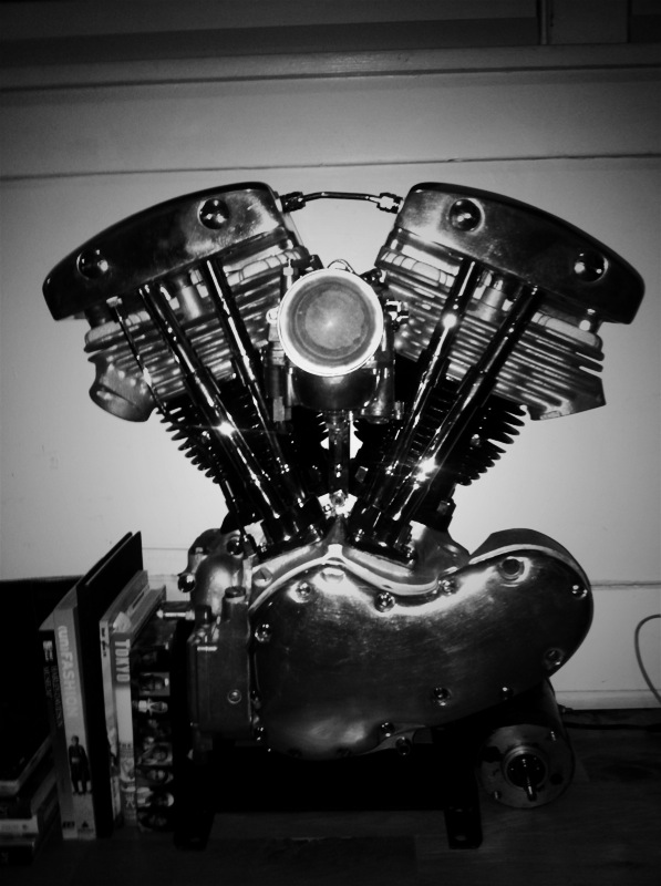 .black kettle. 1967 Generator Shovelhead!