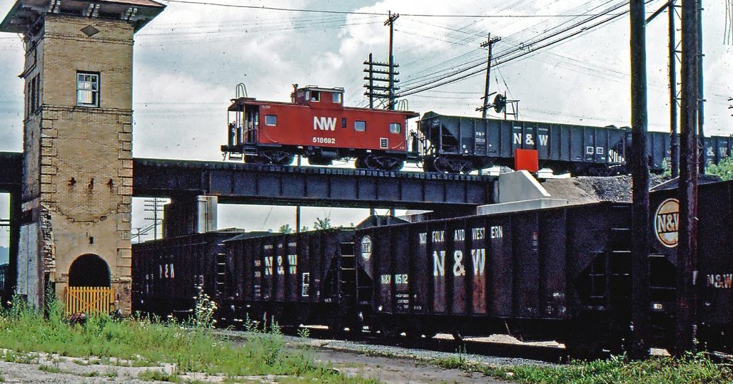 Towns and Nature Kenova, WV NS/N&W crossing CSX/C&O+B&O