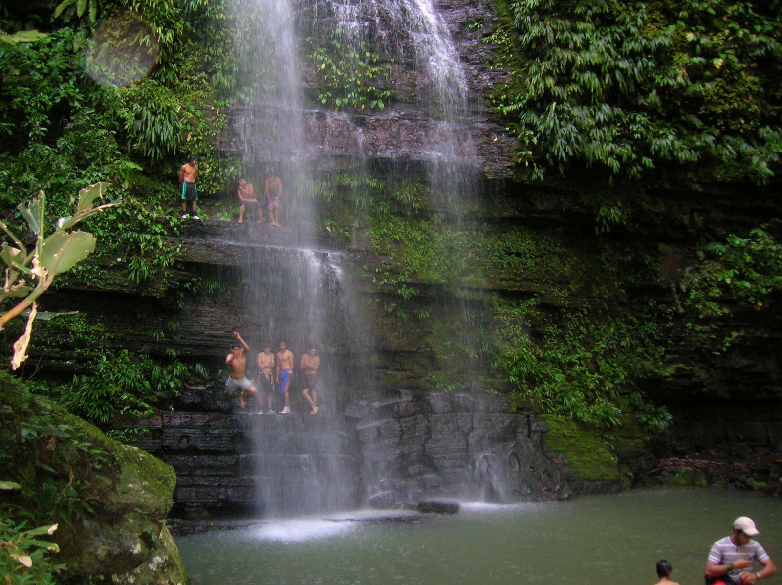 Pacho Como llegar y que conocer - RUTA DE VIAJE LION
