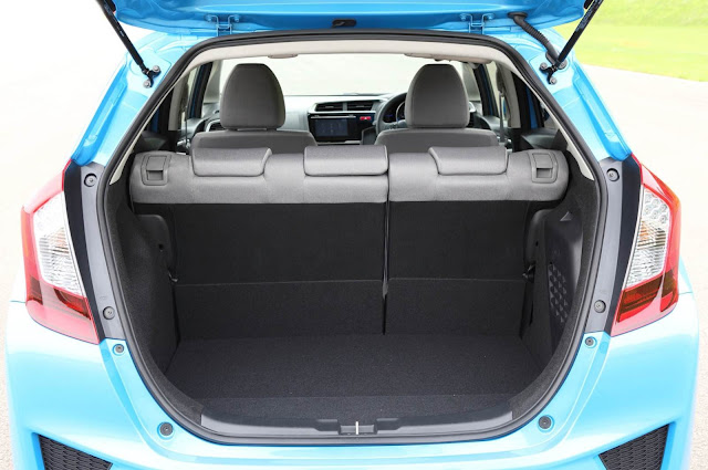 Novo Honda Fit 2014 - porta-malas