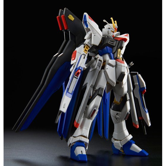 P-Bandai: HGCE 1/144 Strike Freedom Gundam Plus Wings of Light DX Edition