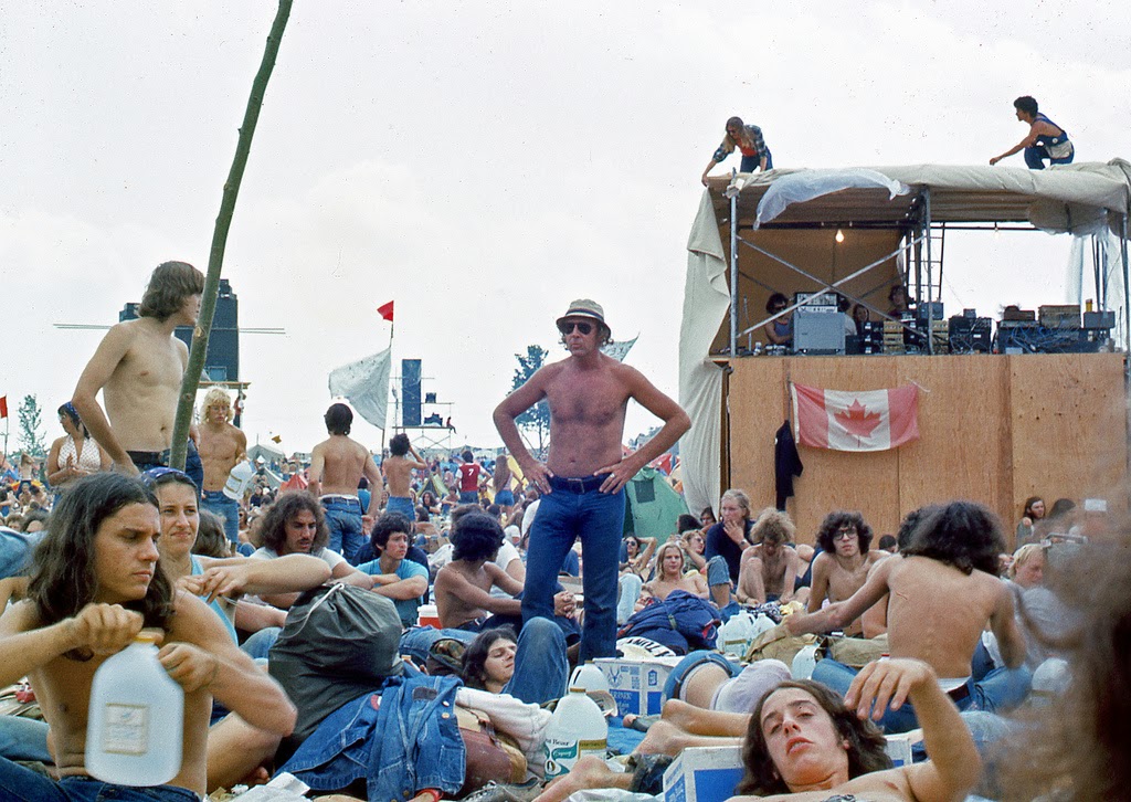 Cool Pictures of Fans at 1973 Summer Jam Rock Festival at Watkins Glen