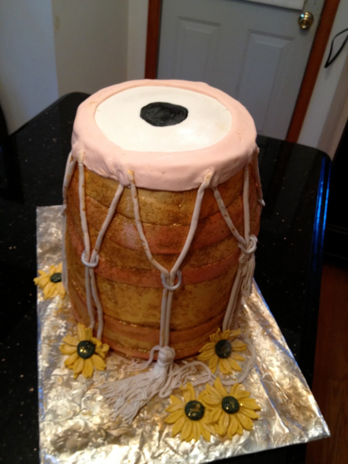 Artnscience Creations Dholak (Drum) Cake