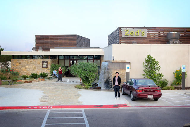 Zed's austin restaurant outside view
