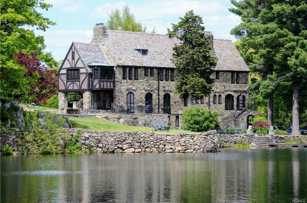 Sweet House Dreams The Knickerbocker Lodge, 1924 Stone Tudor Mansion