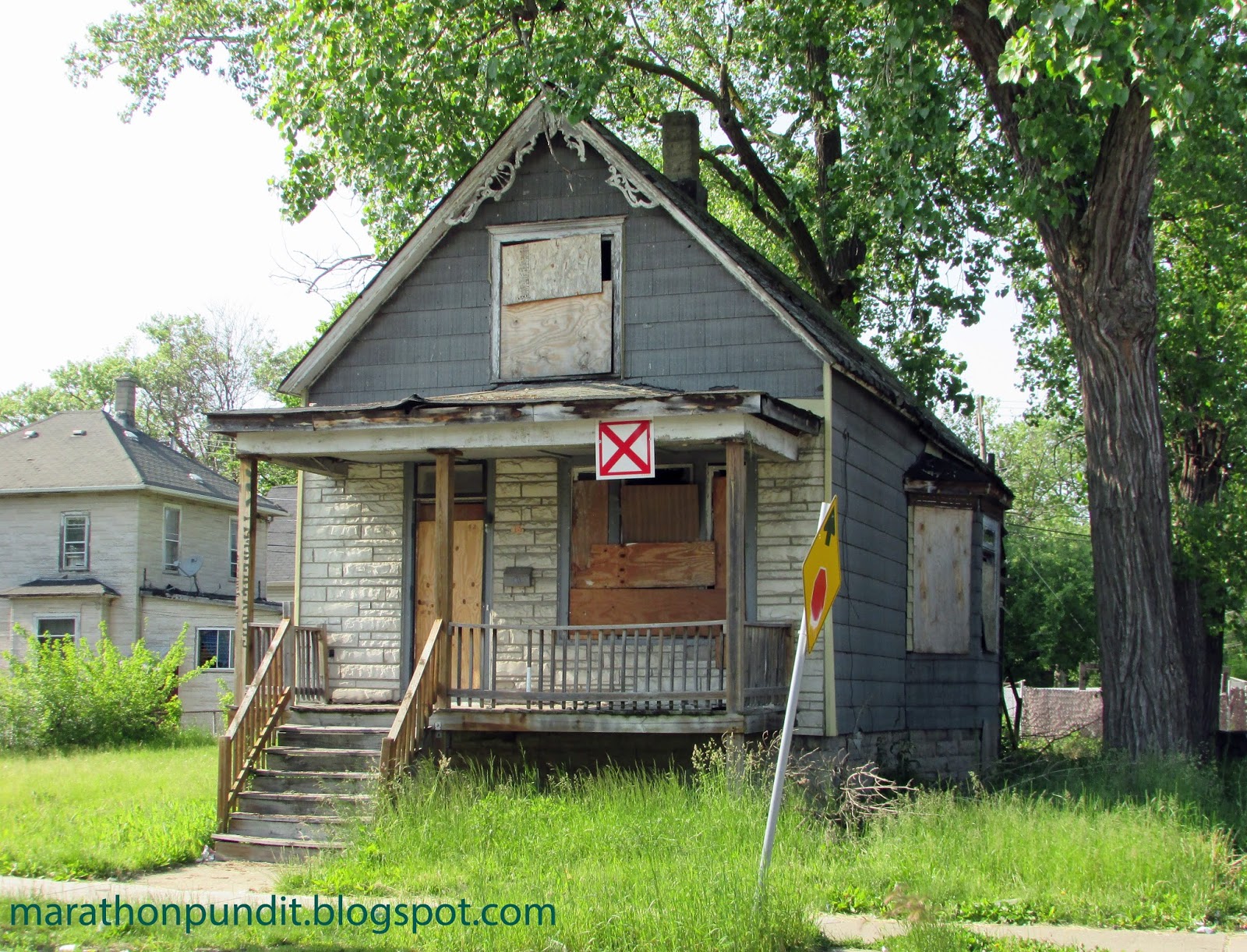 Marathon Pundit (Photos) Abandoned homes of Chicago's violent Roseland