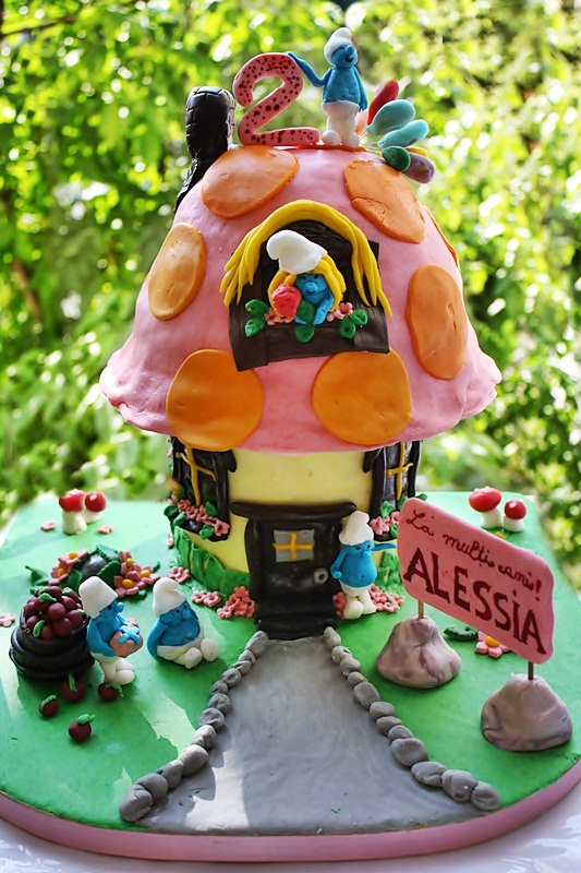 Tort Casuta strumfilor,pentru Alessia