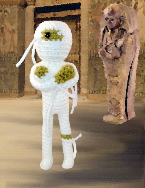 Mummy Crochet pattern, halloween crochet pattern, halloween doll, halloween amigurumi pattern, Amigurumi Mummy, Mummy amigurumi pattern, crochet Mummy doll, mummy Amigurumi, Mummy toy