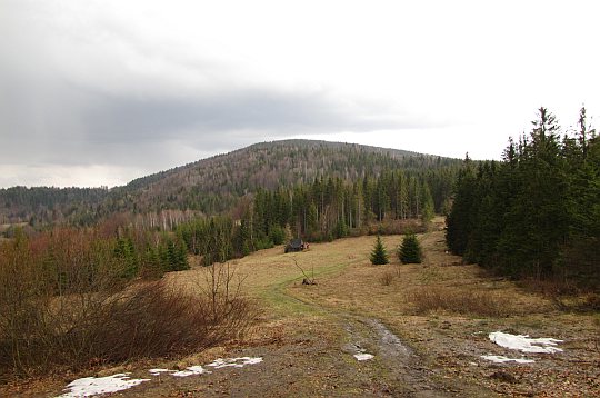 Przełęcz Półgórska (słow. Sedlo Pod Beskydom, 809 m n.p.m.)