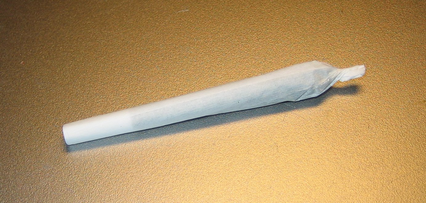 GANJA STYLE Comment rouler un joint (basique