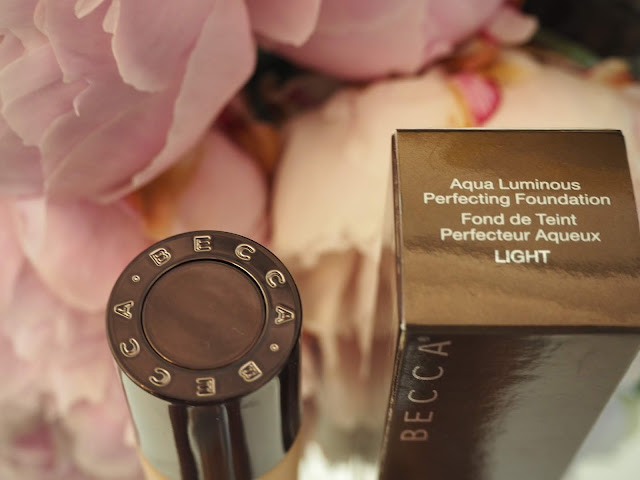 BECCA Aqua Luminous Perfecting Foundation 