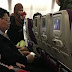 Gambar Duta Korea Utara "Tersepit" Dalam Pesawat MAS MH360 Ketika Pulang Korea Jadi Viral