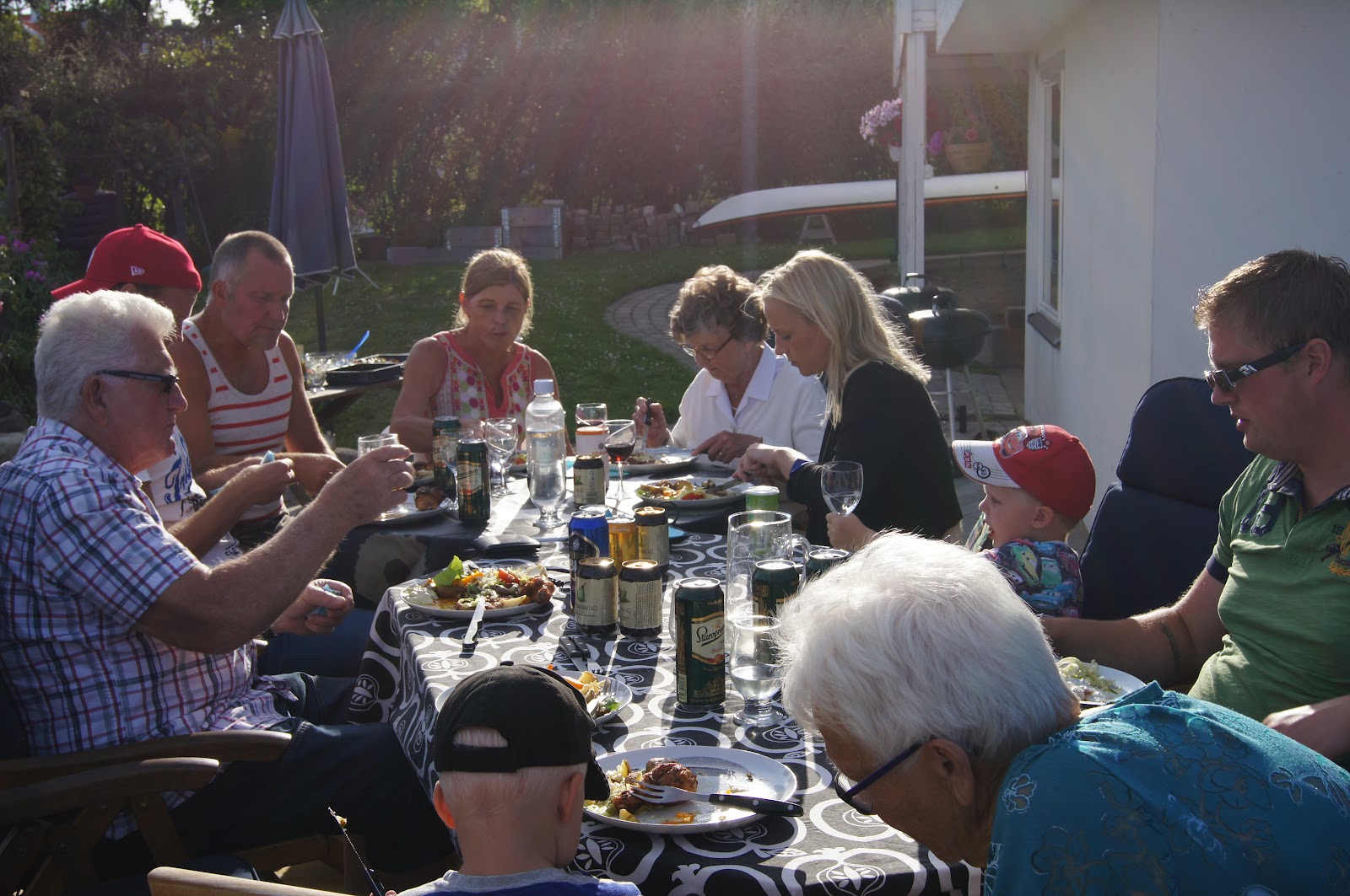 bustrollen-sommar-mys-med-familj-och-v-nner