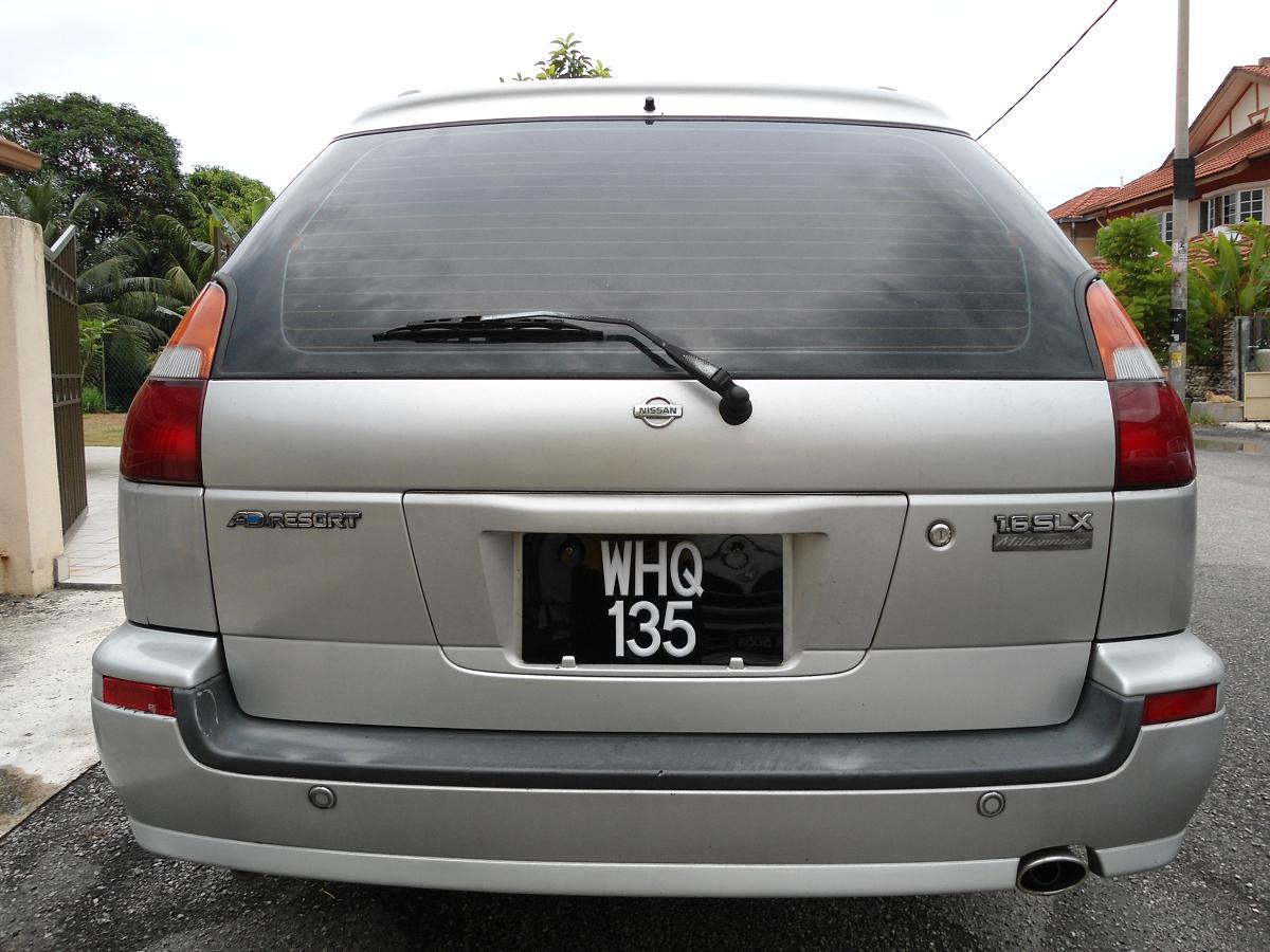 Nissan wingroad ad van