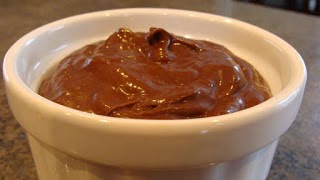 chocolate pudding made with avocado