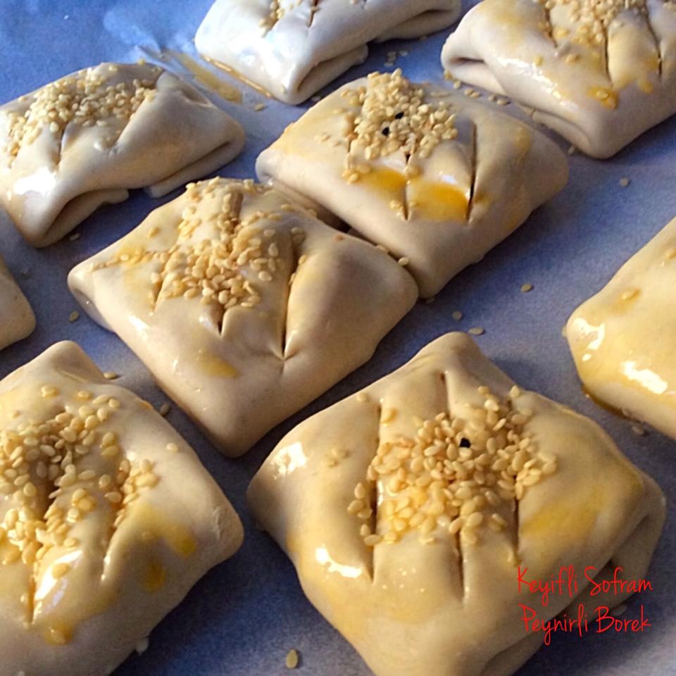Patatesli Milföy Poğaça Patatesli Milföy Poğaça