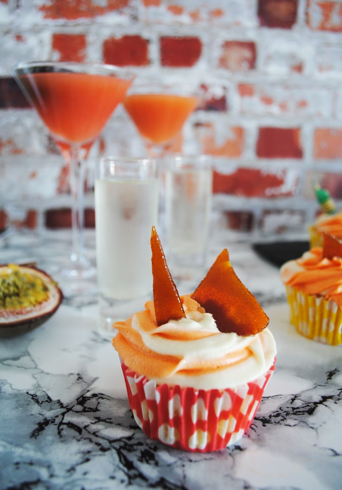 Sharkett Sisters COCKTAIL CUPCAKES PORNSTAR MARTINI