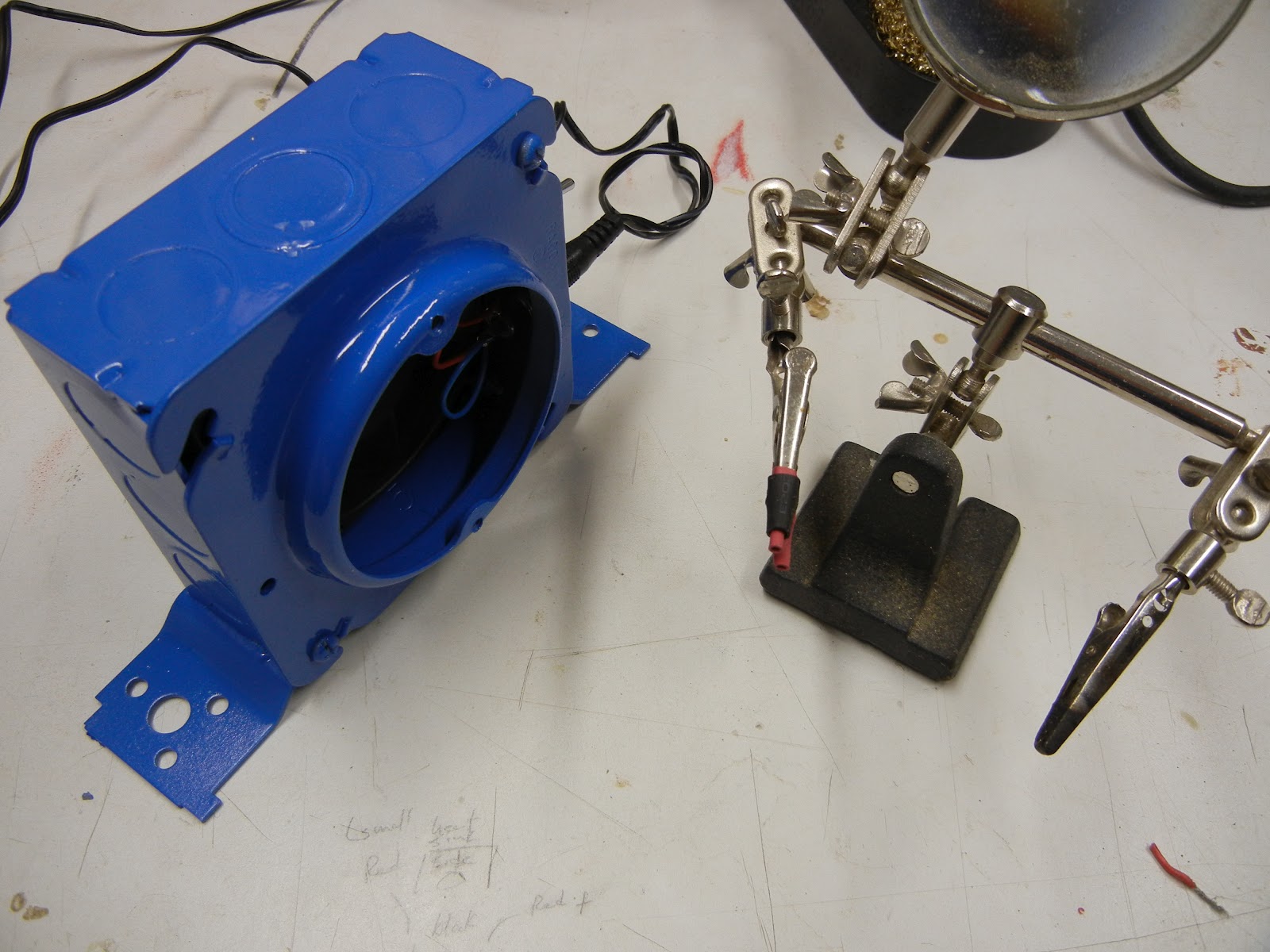 Buildin' Projects DIY Solder Fume Extractor
