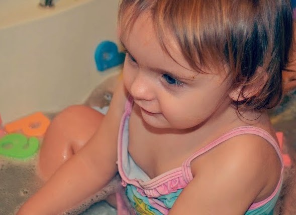 , Bathtime Fun with H&#038;A Disney Nemo Bubbly Bath