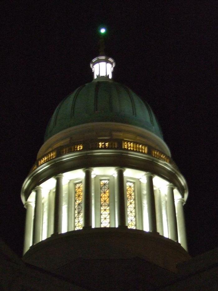 An Agony in Eight Fits How a dome can be emblematic of a state