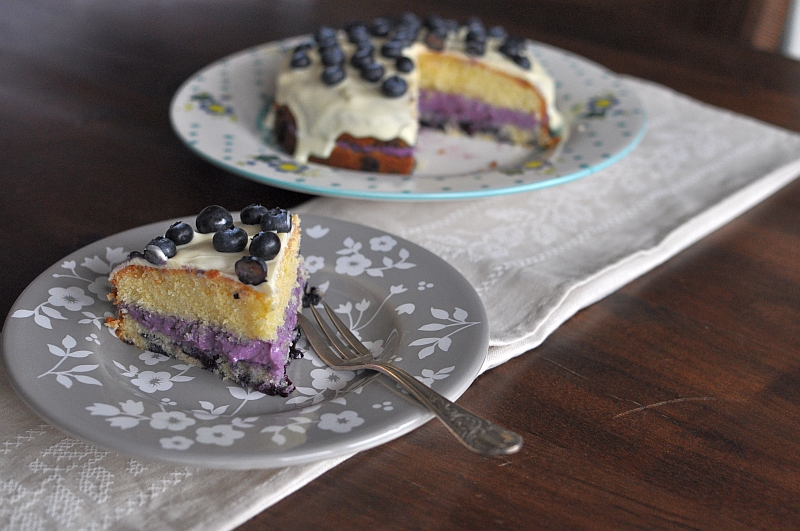 süße Kreativität: Osternester und Blaubeerkuchen