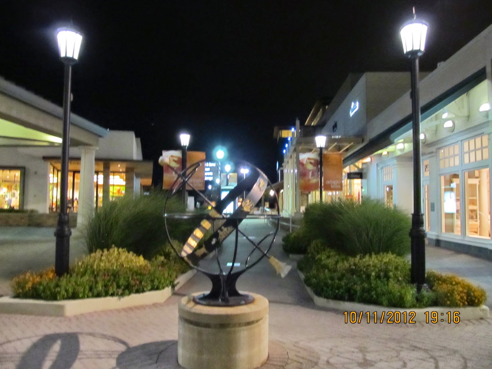 Trip to the Mall Westfield Old Orchard (Skokie, IL)