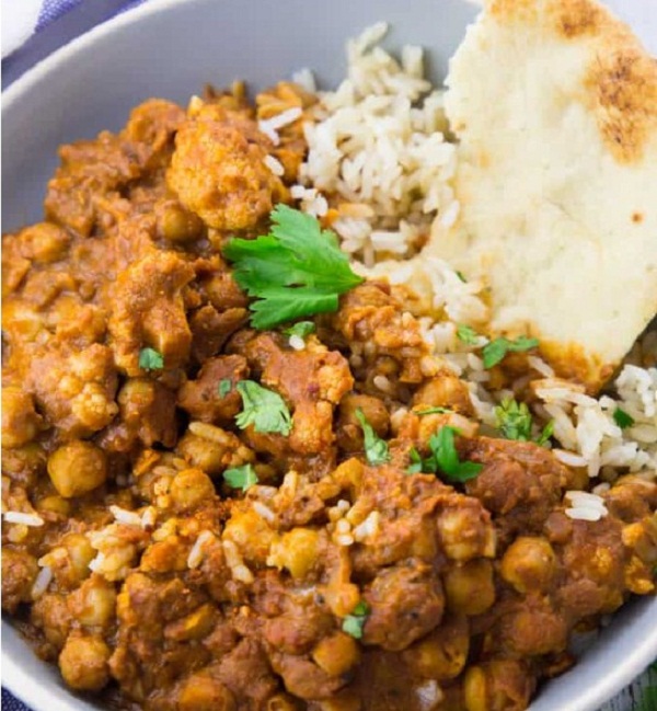 Vegan Butter Chicken with Chickpeas and Cauliflower Vegan Butter Chicken with Chickpeas and Cauliflower