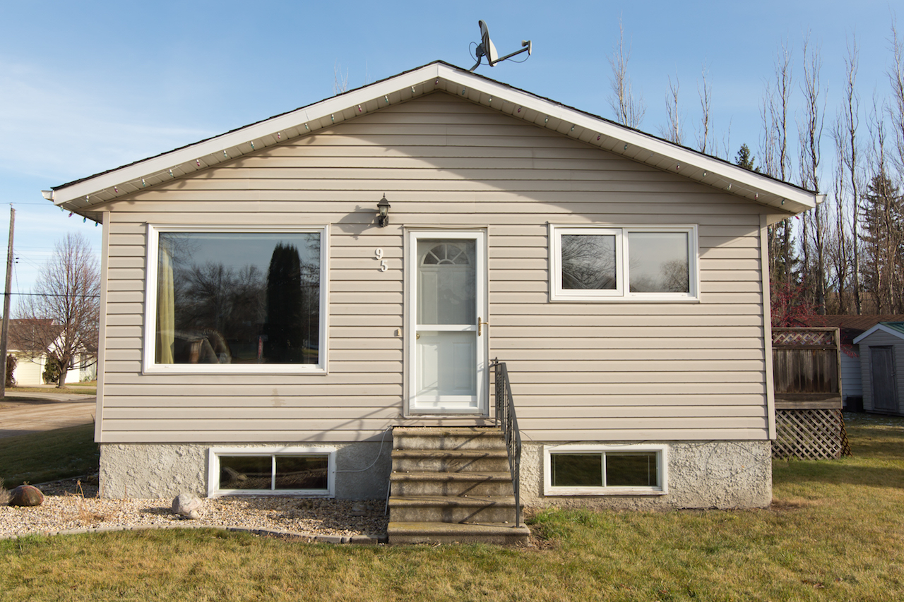 95 2nd Street NW in Carman Royal LePage Legacy Realty