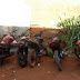 Motociclistas que faziam manobras perigosas e causaram acidente com uma vítima fatal são detidos em Riacho de Santana, são apreendidas pela PM da 38ª CIPM
