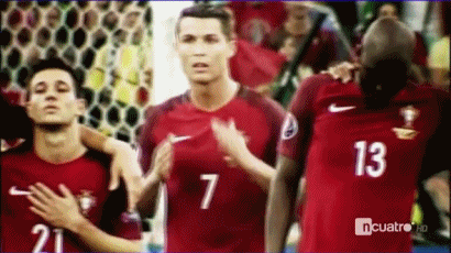 (약스압, 데이터 주의) 킹갓호날두 리더십 모음.gif