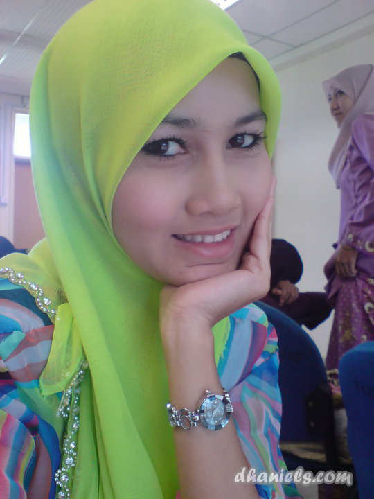 Gadis Jilbab Yang Cantik Bagaikan Mutiara Yuda Blog
