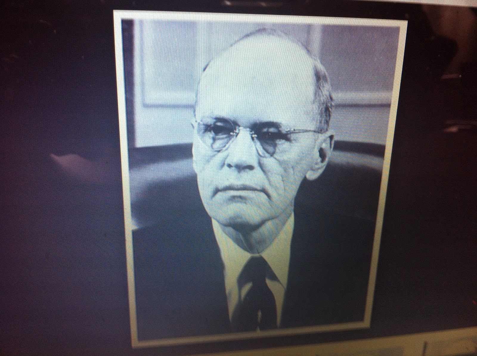 THE BLACK SOCIAL HISTORY BLACK SOCIAL HISTORY AFRICAN AMERICAN " EARLE DICKSON " WAS AN