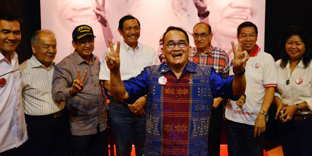 Ahok Ultah Yang Ke 51, Begini Sindiran Pedas Ruhut Sitompul Buat Rizieq Shihab & Loyalis Anies-Sandi Ahok Ultah Yang Ke 51, Begini Sindiran Pedas Ruhut Sitompul Buat Rizieq Shihab & Loyalis Anies-Sandi