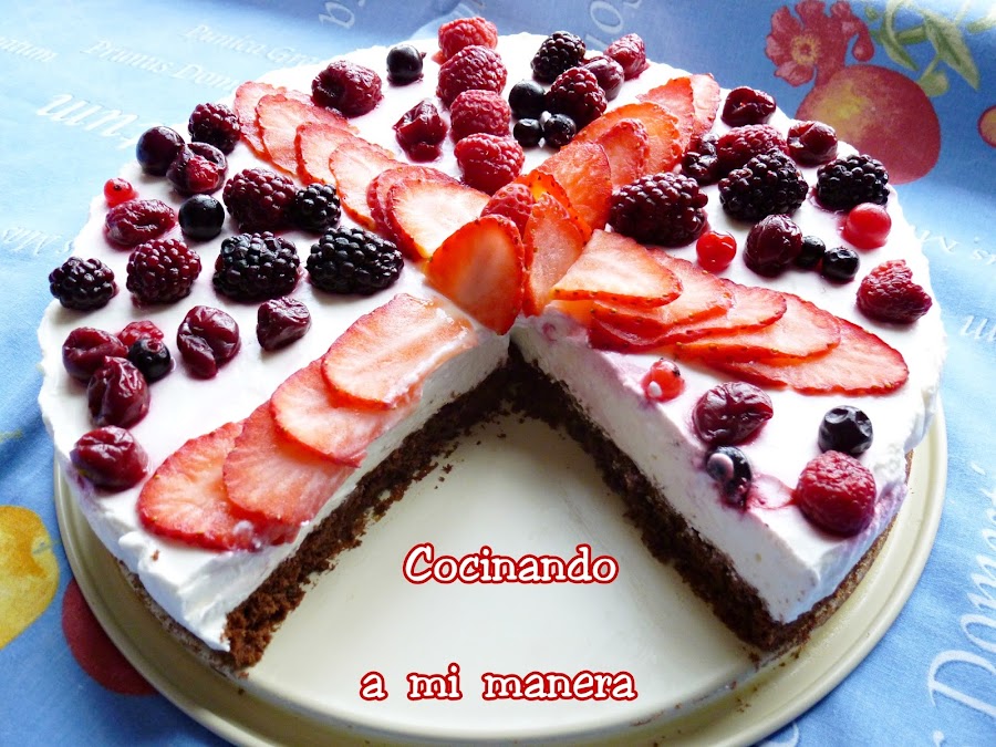 tarta yogur frutos rojos