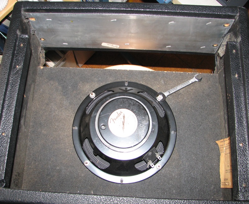 ギターアンプの修理屋さんです by GAMPS Fender Champ SF modifying to Princeton AA964