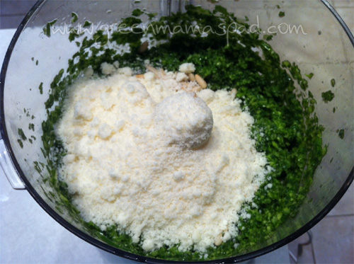 Garlic Scape & Basil Pesto Sauce Recipe | Marianna | Connecticut Mom Blog