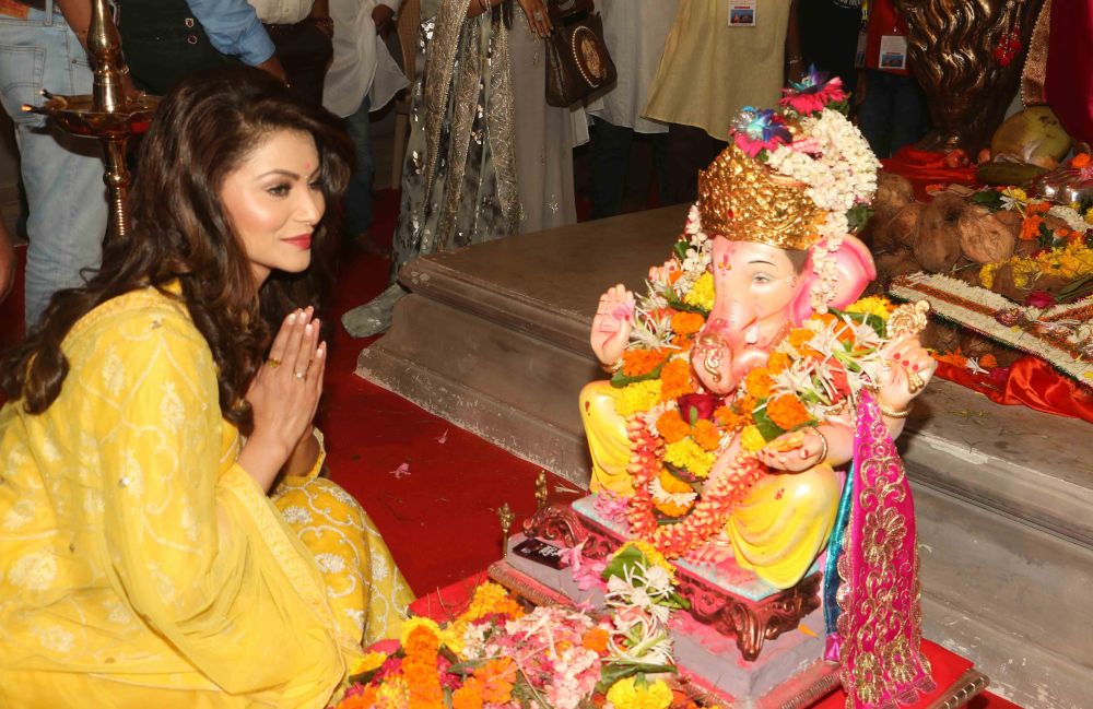 Urvashi Rautela Celebrates Ganesh Chaturthi Festival